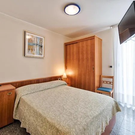 Hotel Flora